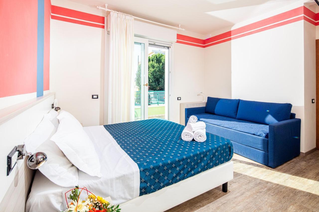 Hotel Orchidea Lignano Sabbiadoro Exterior foto